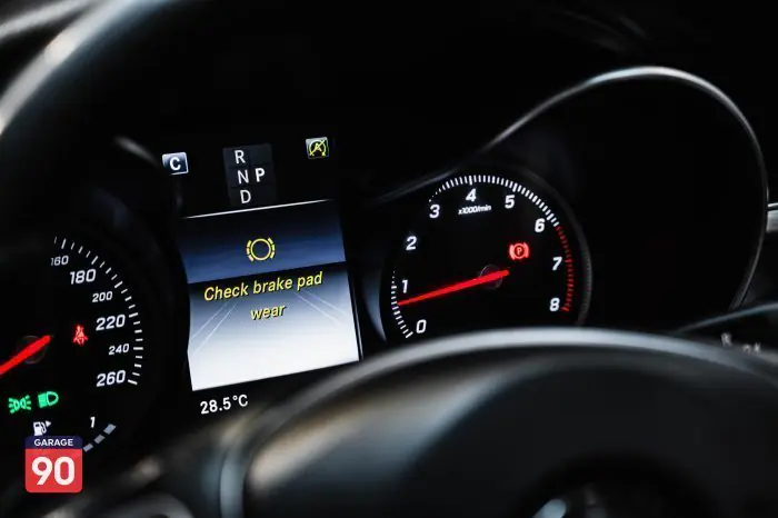 Mercedes-Benz C180 2018 - صورة 15