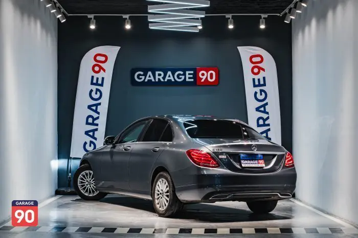 Mercedes-Benz C180 2018 - صورة 8