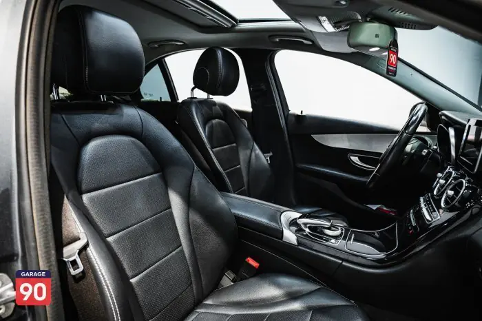 Mercedes-Benz C180 2018 - صورة 17