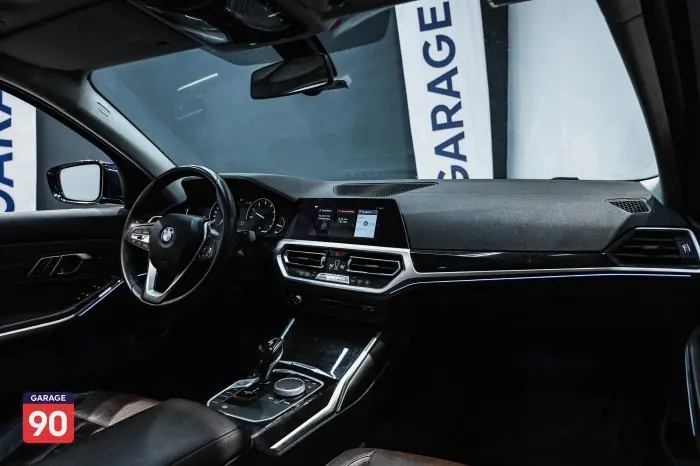 bmw 320i 2020 - صورة 13