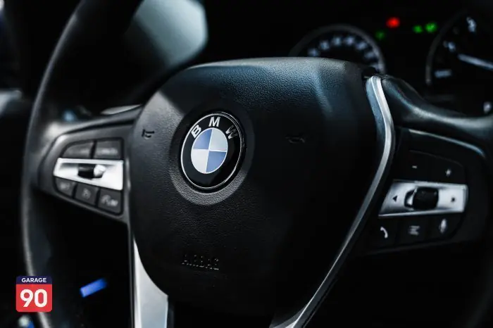 bmw 320i 2020 - صورة 14