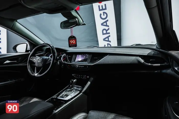 Opel Insignia 2019 - صورة 13