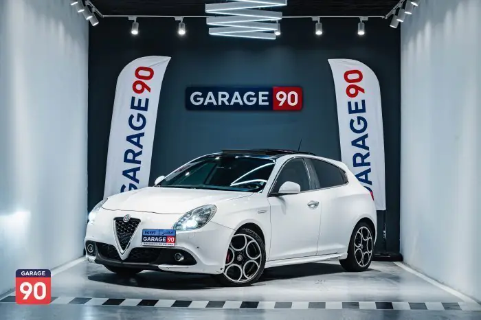 Alfa Romeo Giulia 2019 - صورة 3