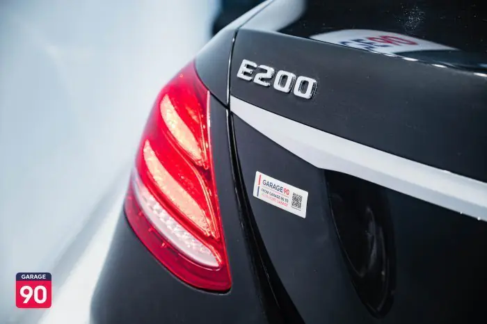 Mercedes-Benz E200 2020 - صورة 11