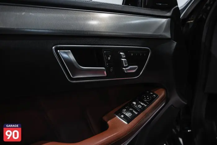Mercedes-Benz E250 2015 - صورة 19
