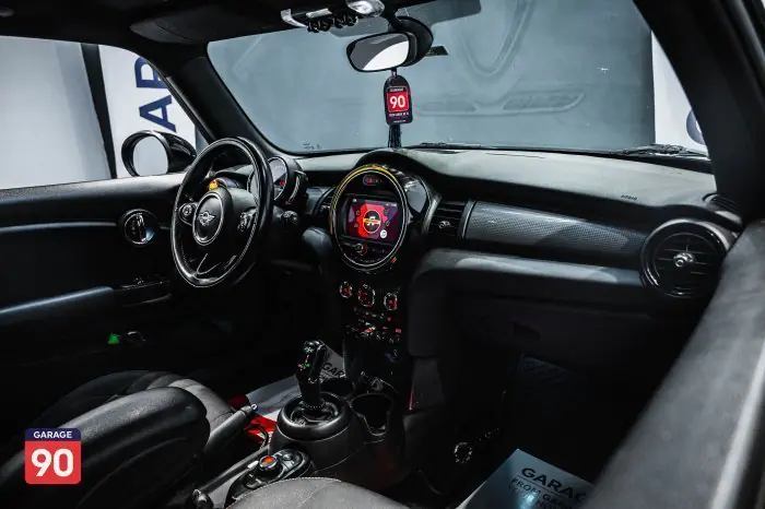Mini Cooper 2019 - صورة 11