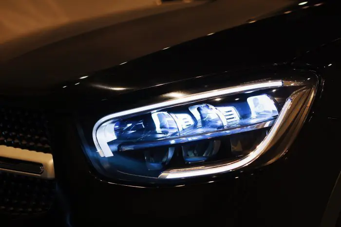 Mercedes-Benz GLC200 2020 - صورة 9