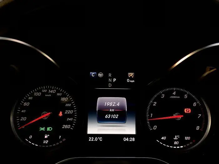 Mercedes-Benz GLC300 2019 - صورة 12