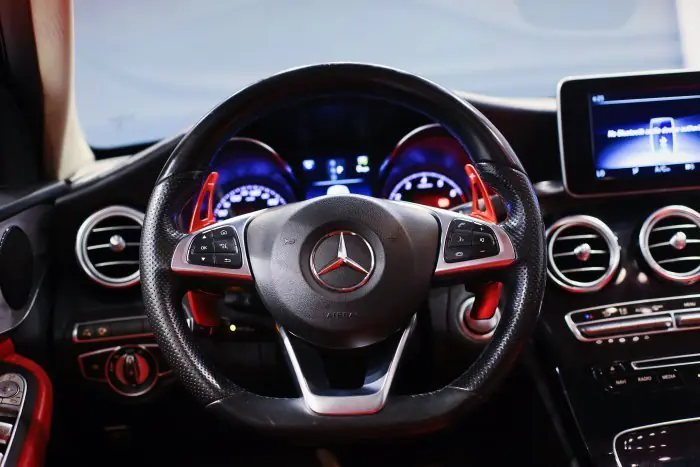 Mercedes-Benz C180 2018 - صورة 14