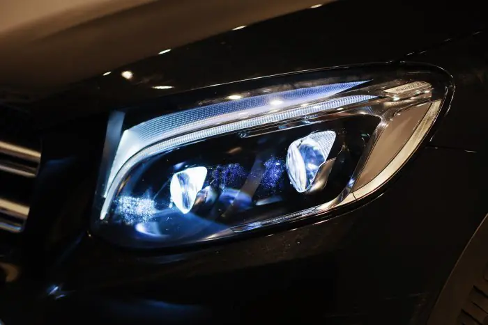 Mercedes-Benz GLC350 2019 - صورة 10