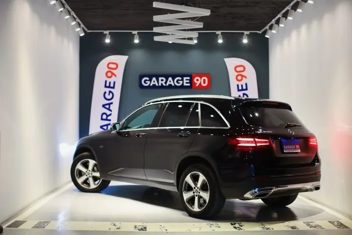 Mercedes-Benz GLC350 2019 - صورة 7