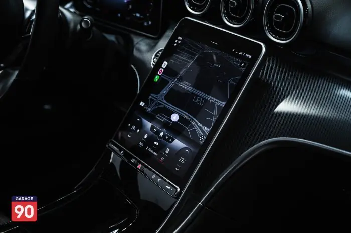 Mercedes-Benz C180 2022 - صورة 12