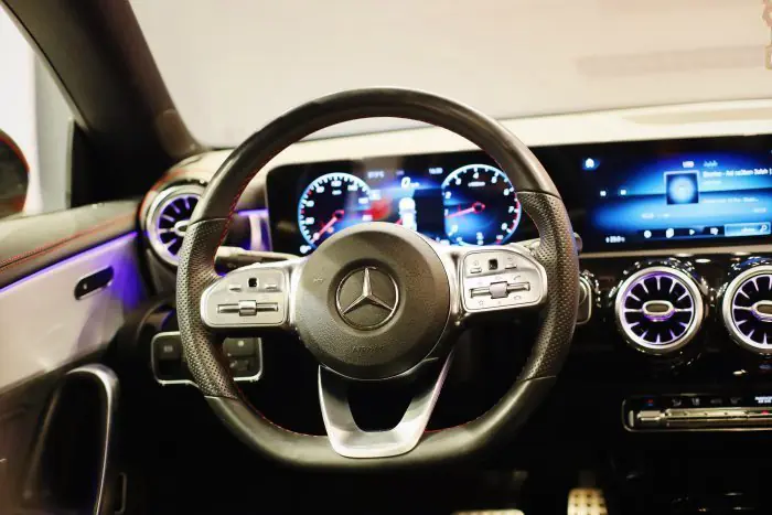 Mercedes-Benz CLA200 2020 - صورة 17