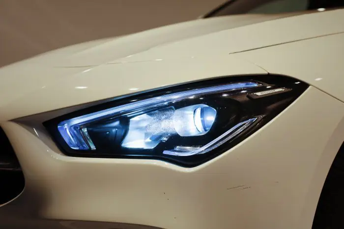 Mercedes-Benz CLA180 2020 - صورة 7