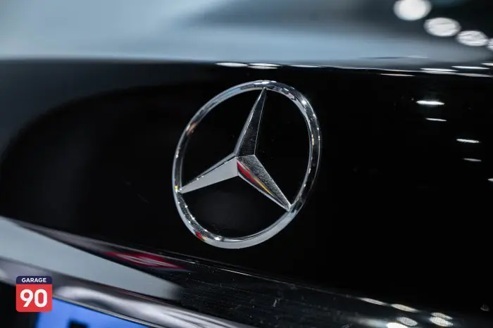Mercedes-Benz E300 2019 - صورة 7