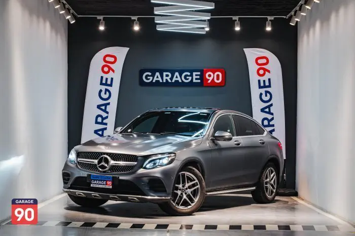 Mercedes-Benz GLC300 2019 - صورة 2