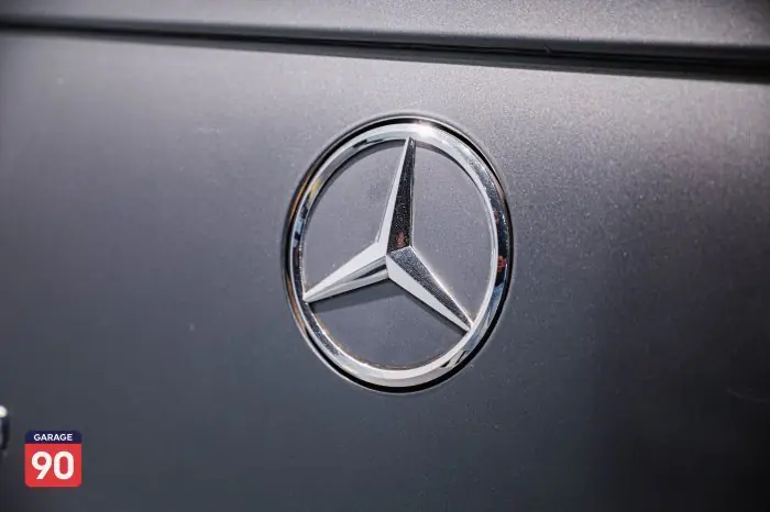 Mercedes-Benz GLC300 2019 - صورة 10