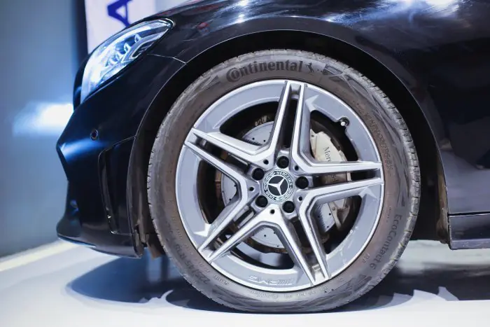 Mercedes-Benz C200 2019 - صورة 11