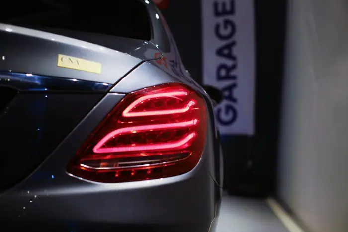 Mercedes-Benz C180 2018 - صورة 11