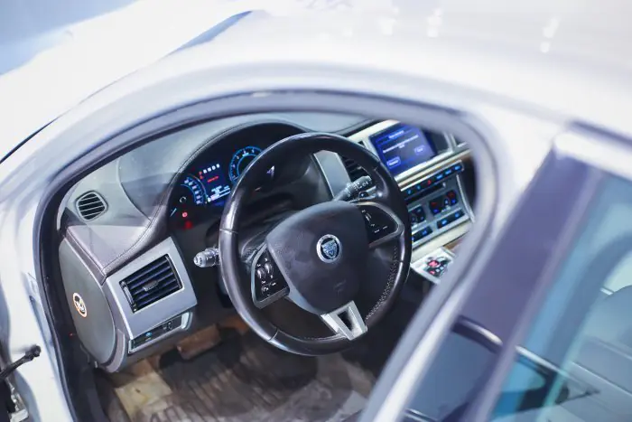 Jaguar XF 2013 - صورة 15