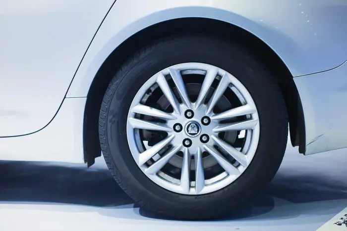 Jaguar XF 2013 - صورة 10