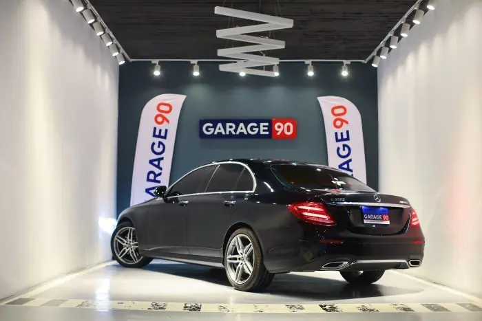 Mercedes-Benz E200 2020 - صورة 8