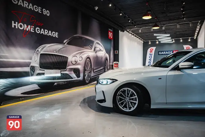bmw 330i 2023 - صورة 9