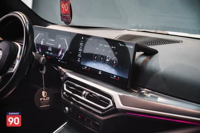bmw 330i 2023 - صورة 16