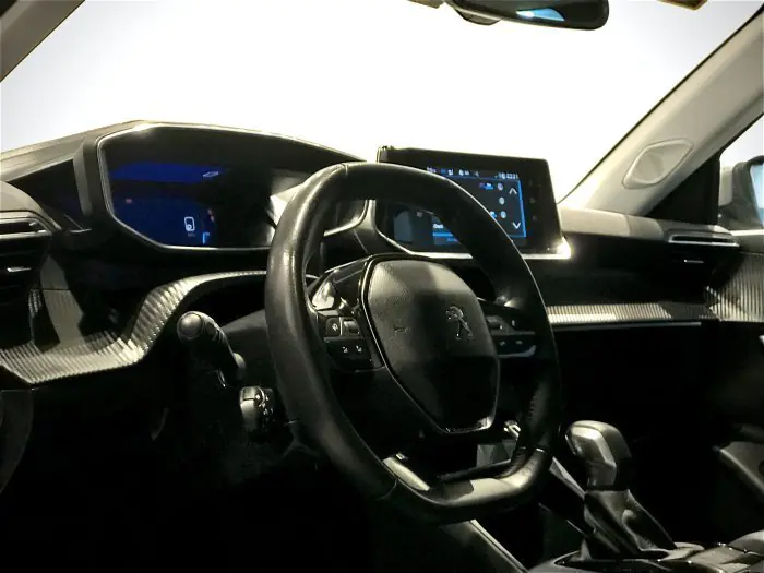 Peugeot 2008 2021 - صورة 11