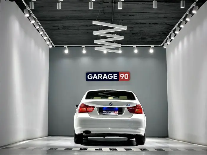 bmw 318i 2012 - صورة 5