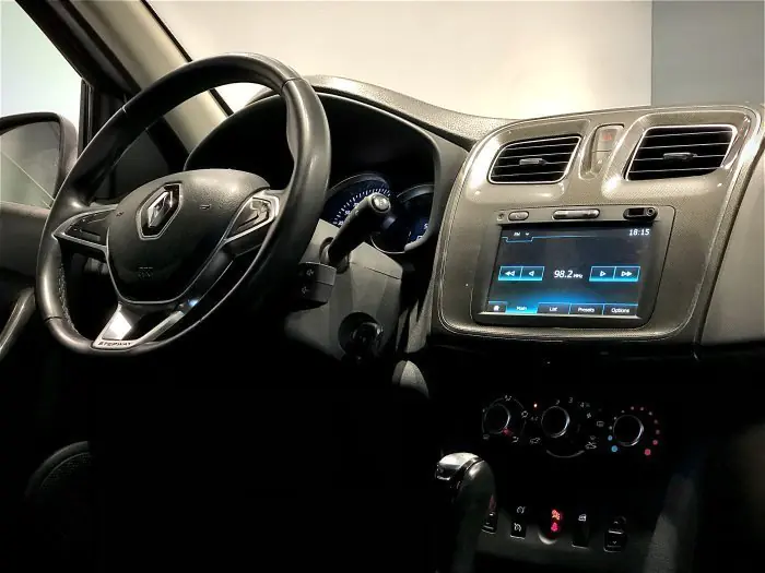 Renault Sandero 2021 - صورة 11