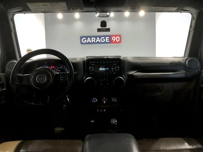 Jeep Wrangler 2015 - صورة 12