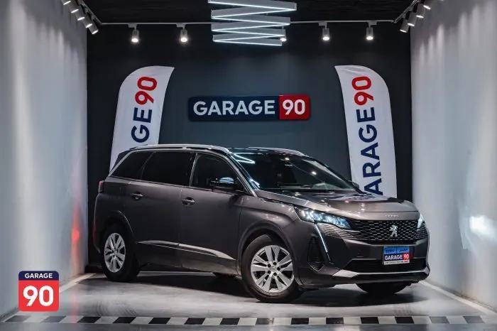Peugeot 5008 2022 - صورة 15