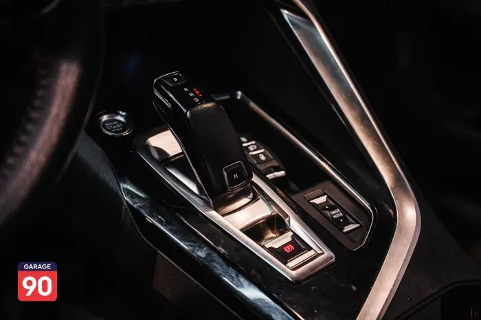 Peugeot 5008 2022 - صورة 6