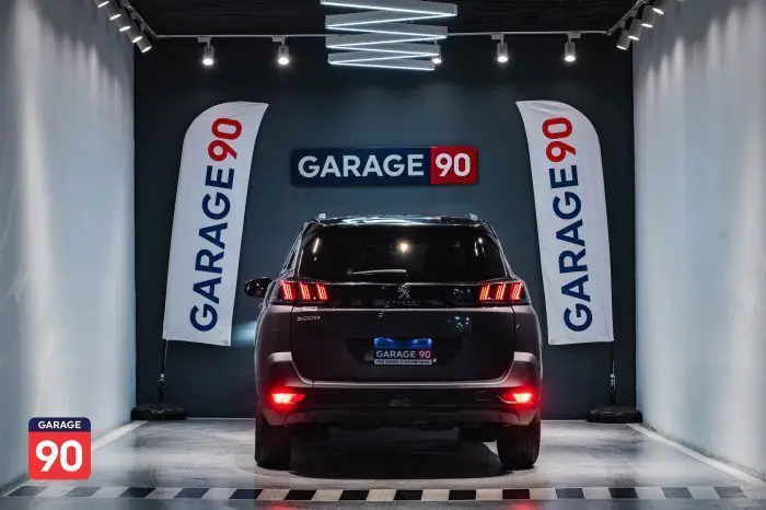 Peugeot 5008 2022 - صورة 14