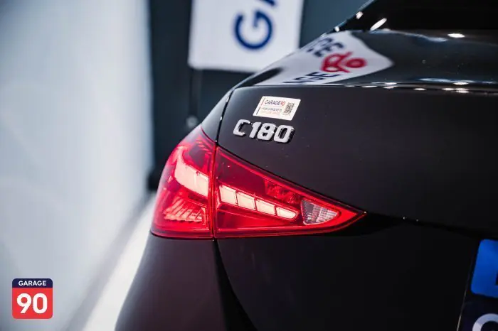 Mercedes-Benz C180 2024 - صورة 11
