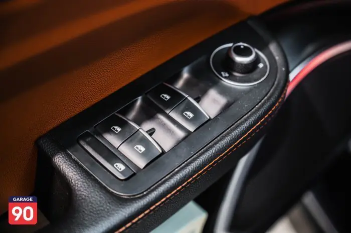 Alfa Romeo Giulia 2021 - صورة 14