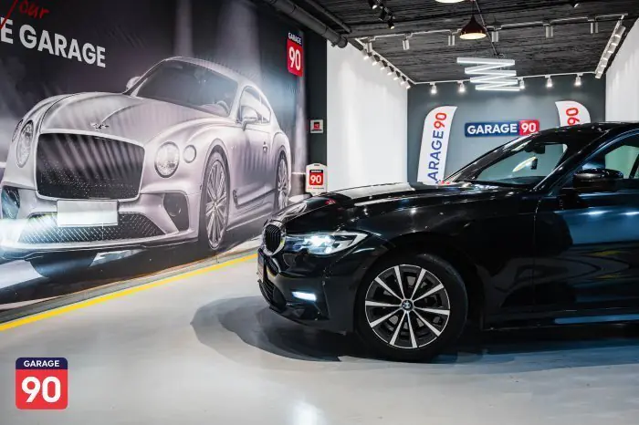 bmw 320i 2021 - صورة 2
