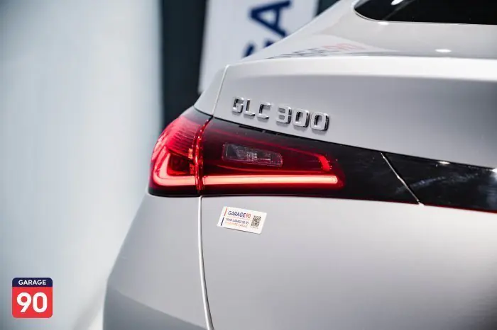 Mercedes-Benz GLC300 2024 - صورة 11