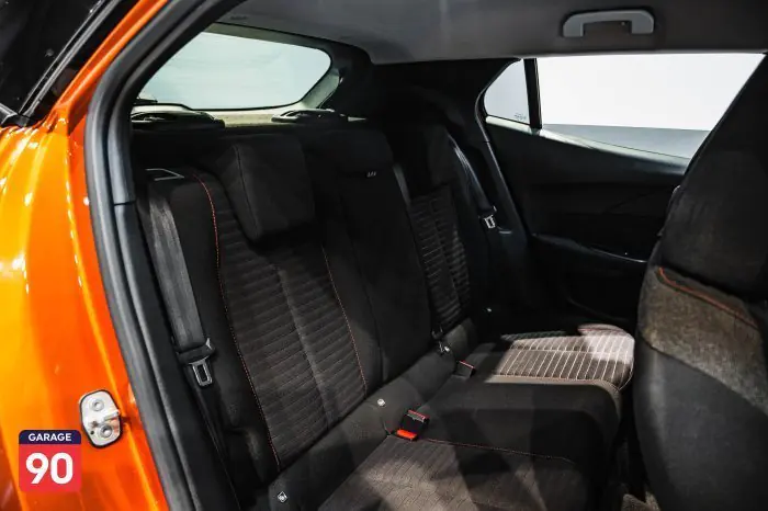 Peugeot 2008 2021 - صورة 19