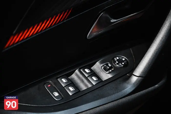 Peugeot 2008 2021 - صورة 13