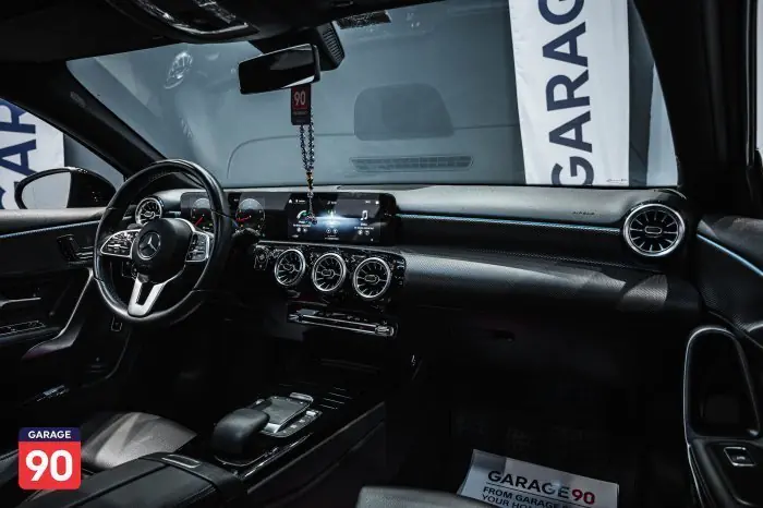 Mercedes-Benz A180 2021 - صورة 19