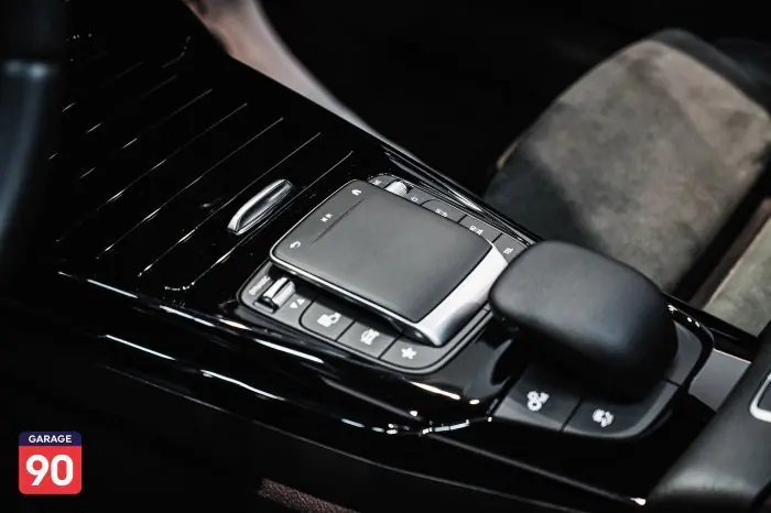 Mercedes-Benz A35 2023 - صورة 13
