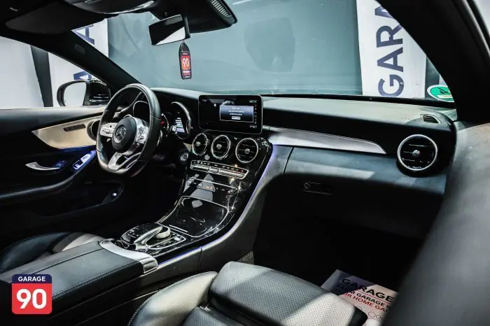 Mercedes-Benz C200 2021 - صورة 13