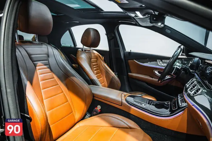 Mercedes-Benz E200 2021 - صورة 17