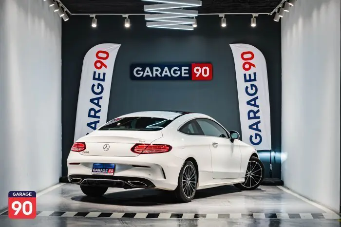 Mercedes-Benz C200 2019 - صورة 6