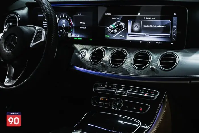 Mercedes-Benz E350e 2018 - صورة 12