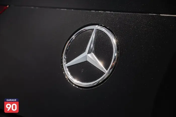 Mercedes-Benz CLA200 2024 - صورة 9