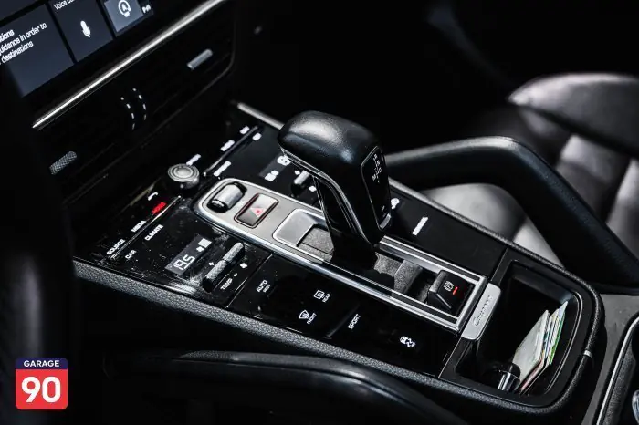 Porsche Cayenne 2021 - صورة 12