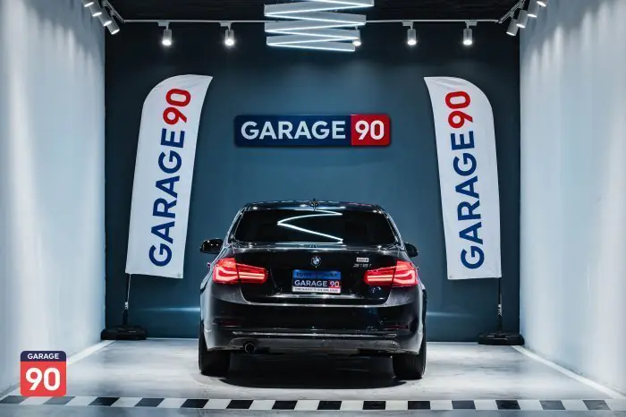 bmw 318i 2018 - صورة 4